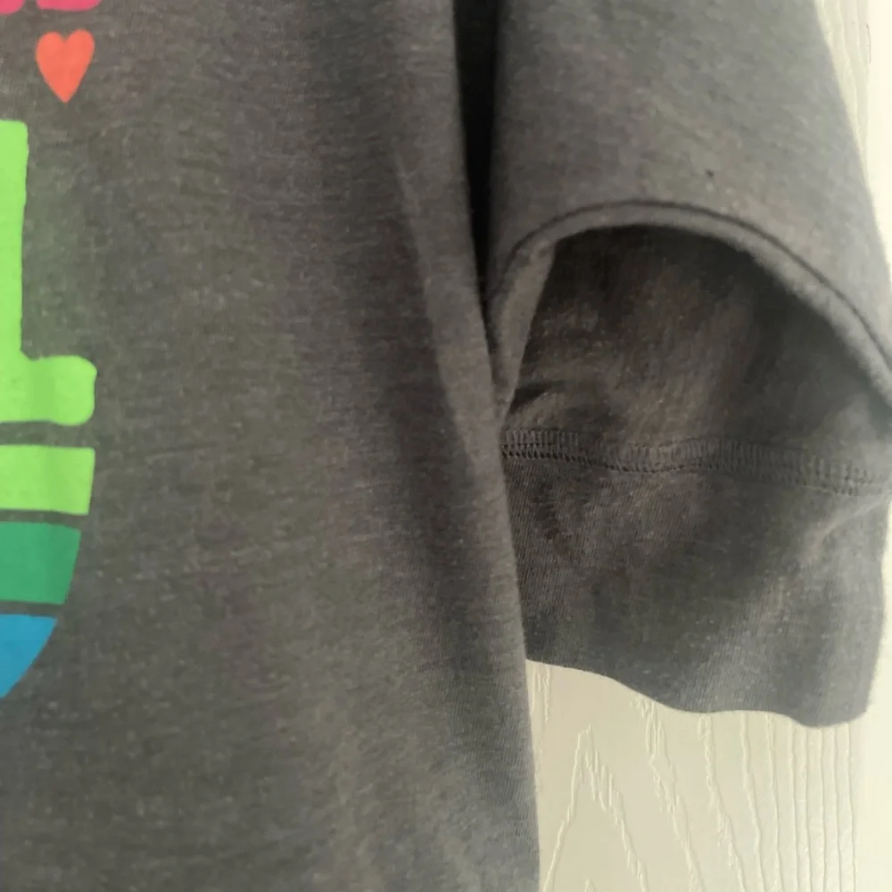 Old Navy hooded tee